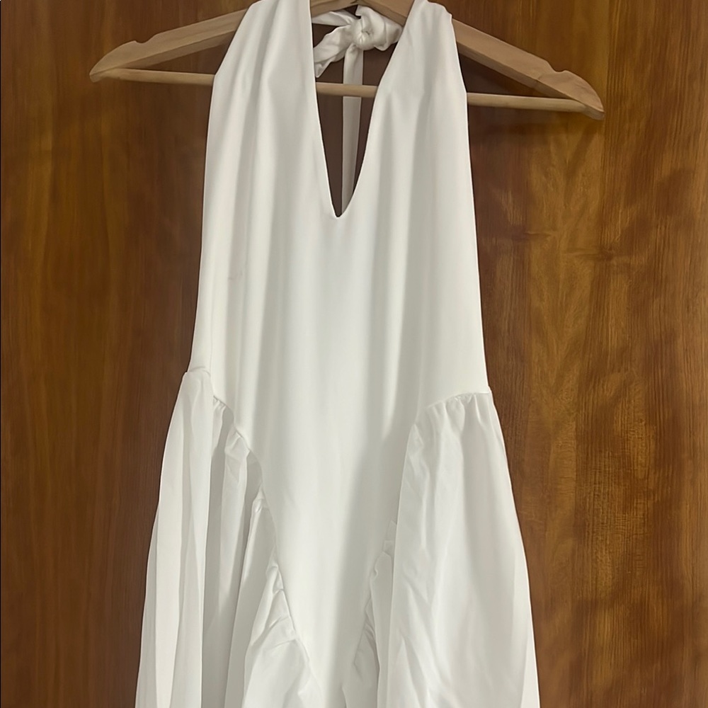 Chic Backless White Dress